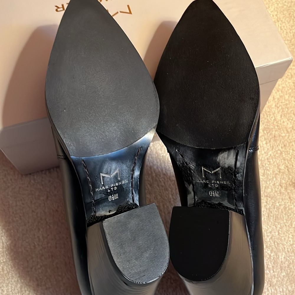 Nib Marc Fisher sz 6.5 black leather bootie - Picture 5 of 6